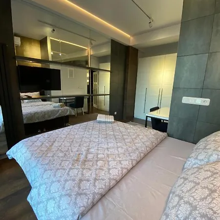 Rentnow Ultracentral Lux *
