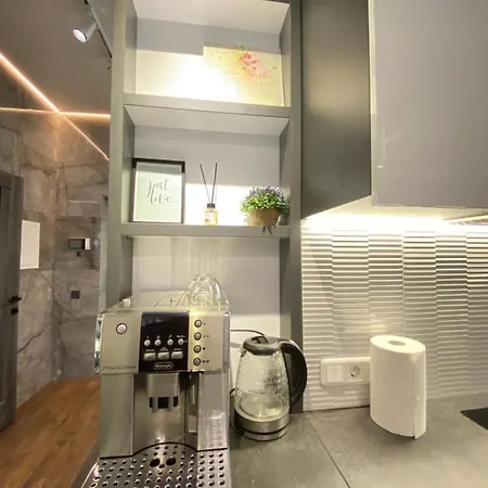 Rentnow Ultracentral Lux *