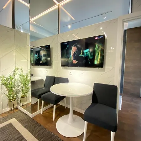 Rentnow Ultracentral Lux