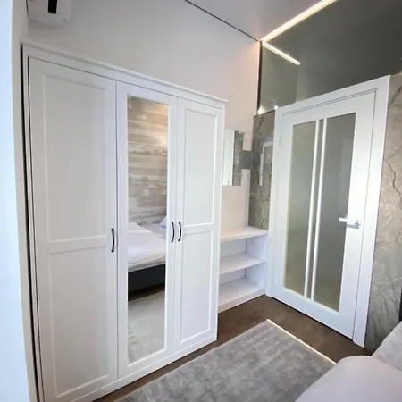 Апартаменты Rentnow Ultracentral Lux